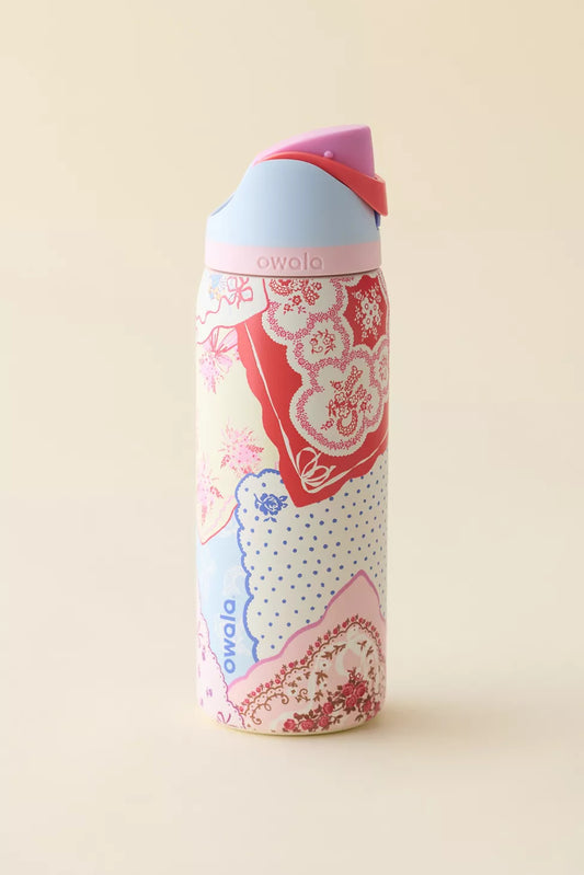 Owala UO Exclusive Hankies Print FreeSip 32 oz Water Bottle *Pre-Order*